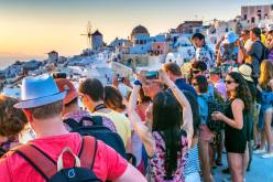 هكذا تحافظ على سلامتك أثناء السفر خلال موجة الحر