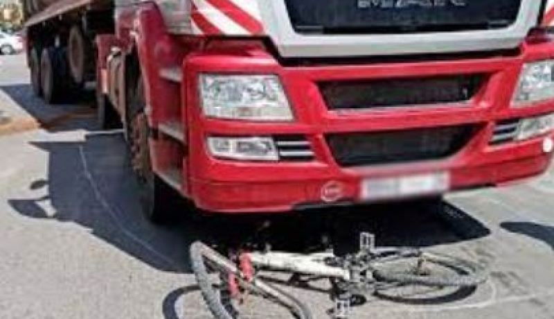 عين تموشنت: وفاة تلاثيني في حادث اصطدام شاحنة بدراجة هوائية