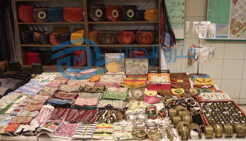 معرض الصناعات التقليدية يحط رحاله بمحطة المترو ساحة الشهداء