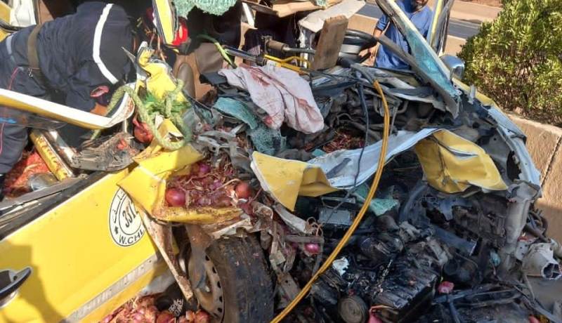 عين الدفلى.. 9 ضحايا في اصطدام بين سيارة أجرة وشاحنة