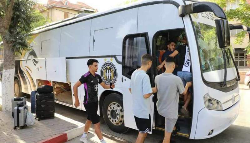 بالصور.. تعداد وفاق سطيف يلتحق بالعاصمة لمباشرة تربصه الصيفي