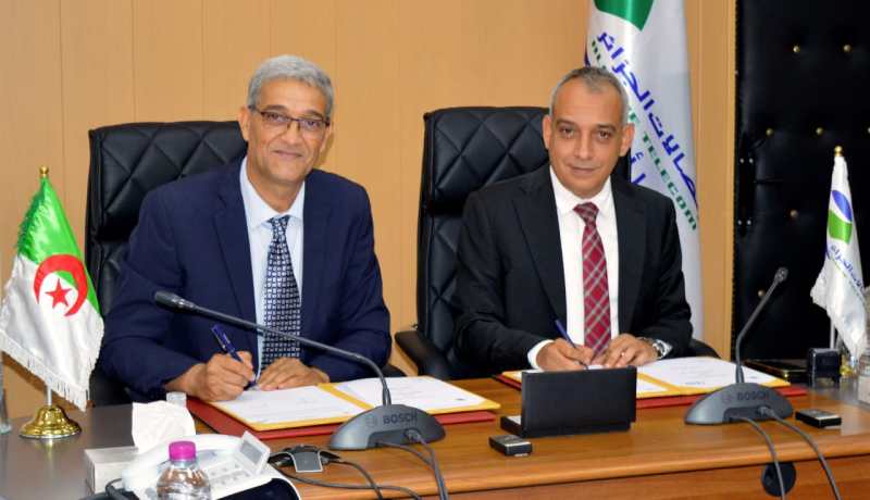 اتصالات الجزائر تُوقع اتفاقية لتطوير وتوسيع شبكات الاتصال