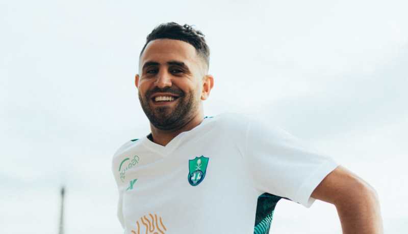 محرز يقود هجوم الأهلي في إفتتاح دوري روشن السعودي