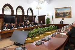 رئيس الجمهورية يترأس مراسم تنصيب المجلس الأعلى لضبط الواردات