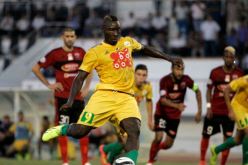 الكناري يستذكر لاعبه الراحل ألبير إيبوسي