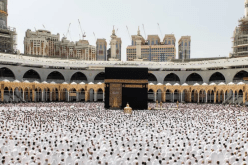 بالفيديو.. السديس يتدخل بعد وعكة لخطيب المسجد الحرام