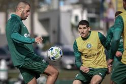 مدرب كوريتيبا: “إمكانيات سليماني لا نقاش فيها وعلينا أن نوصل الكرة إليه”