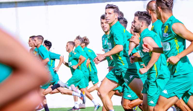 شبيبة القبائل تنهي تربص تيكجدة وتسافر هذا الأحد إلى تونس