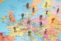 انتقال أكثر من 76 ألف شخص خلال 2022.. نزوح أمريكي نحو أوروبا