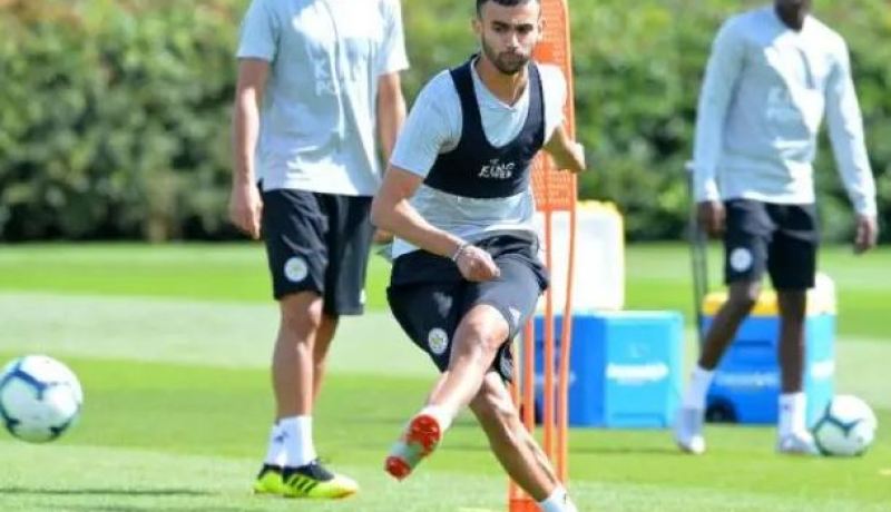 غزال يتخلص من الإصابة ويلتحق بتدريبات بيشكتاش