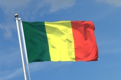 مالي تنقلب على فرنسا وتعلق إصدار التأشيرات لمواطنيها