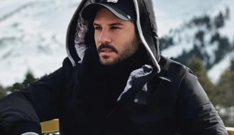 ممثل تركي شهير يفر من زلزال إسطنبول المُحتمل!