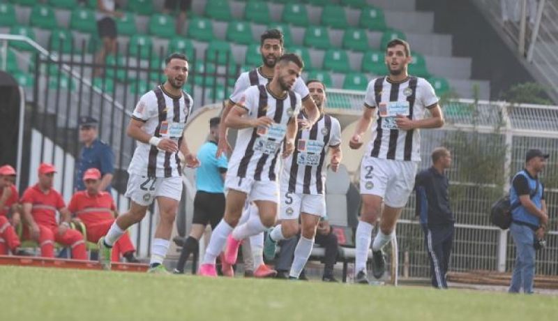 إدارة وفاق سطيف تفسخ عقود عدة لاعبين