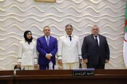 وزير الداخلية يعزي والي بومرداس الجديدة عقب وفاة والدها