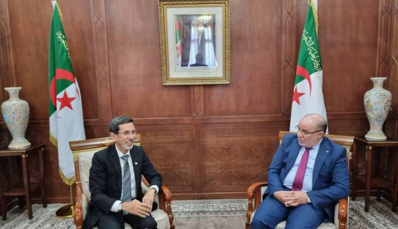 بلمهدي يستقبل سفير جمهورية سنغافورة بالجزائر