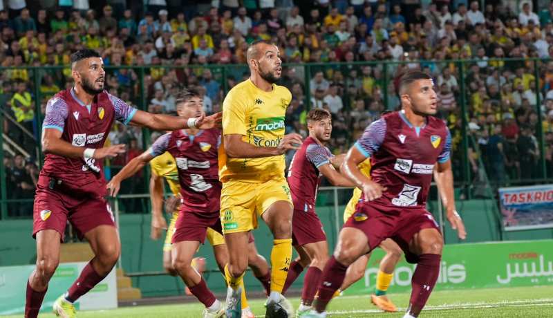 شبيبة القبائل تتعادل أمام بارادو وبوزيدي يتلقى الانتقادات