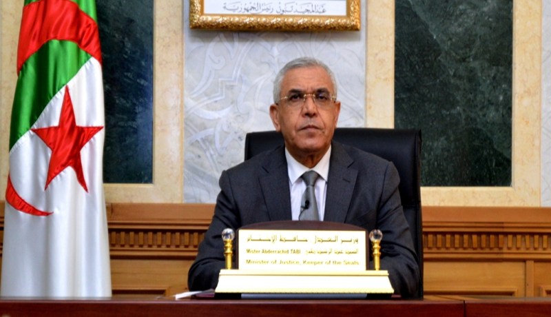 عبد الرشيد طبي يجتمع مع أعضاء مجلس الاتحاد الوطني لـمنظمات الـمحامين ..وهذه هي مخرجات الإجتماع