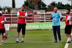 يعيش يضع لاعبيه أمام اختبار جديد