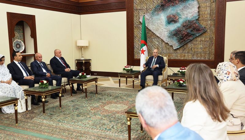 رئيس الجمهورية يستقبل رئيس المرصد الوطني للمجتمع المدني وأعضاء مكتبه