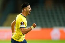 بالفيديو.. عمورة يبصم على هدف جديد مع سانت جيلواز