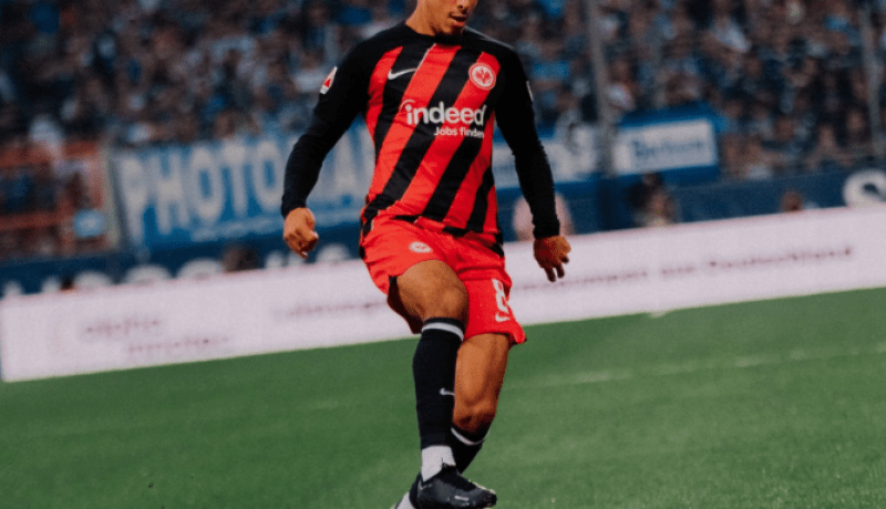 شعيبي يسجل أول ظهور له مع فرانكفورت ويتعادل أمام بوخوم