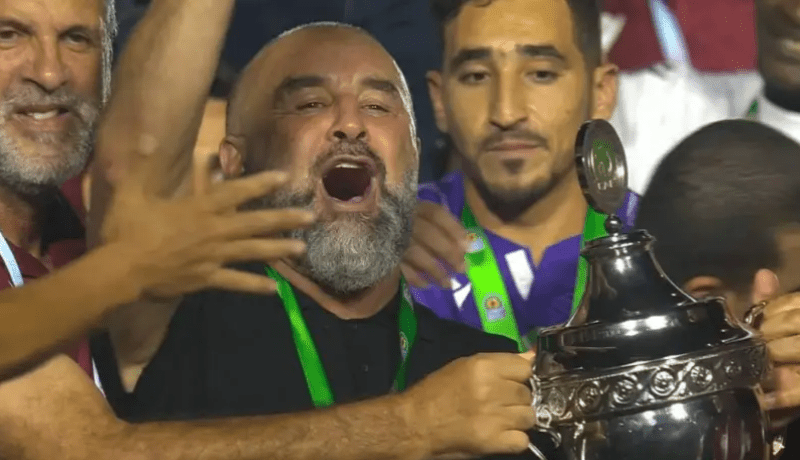 بن شيخة: “تتويجنا بكأس السوبر هدية لكل الشعب الجزائري”