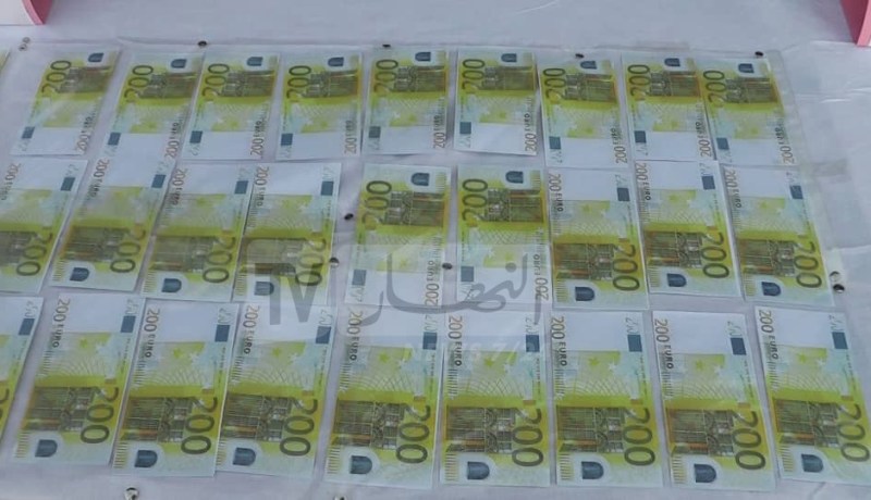 إحباط تهريب أزيد من 65 ألف أورو بمطار هواري بومدين