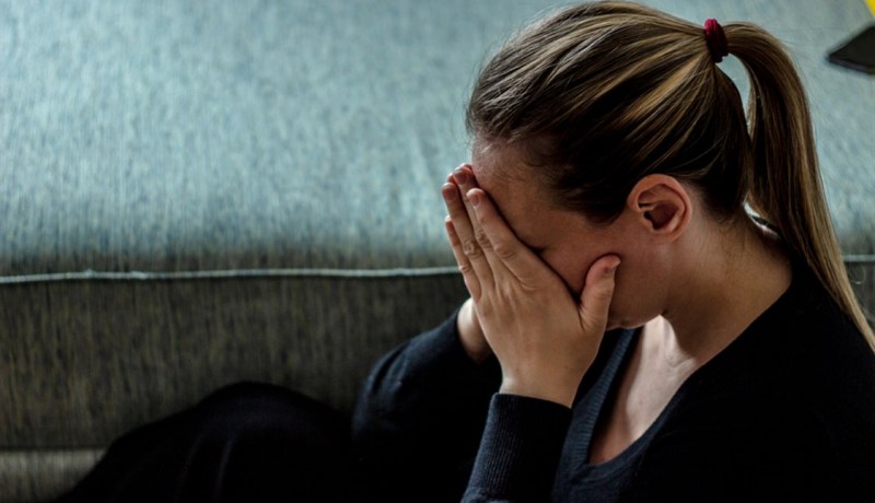 أحس أنه لا يحبني ومن أن إتخذني سبيلا لتحقيق ذاته