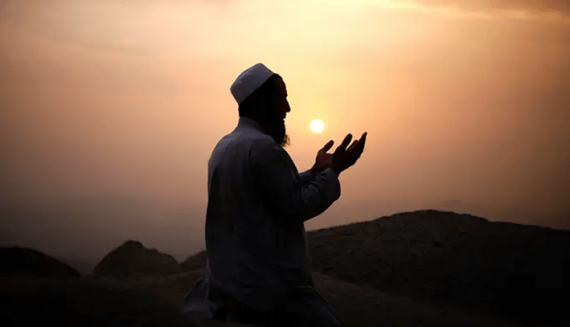 في ذكرى مولد خير البرية محمد صلى الله عليه وسلم وقفة استذكار وتفكر
