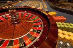 أول دولة عربية تشرع القمار