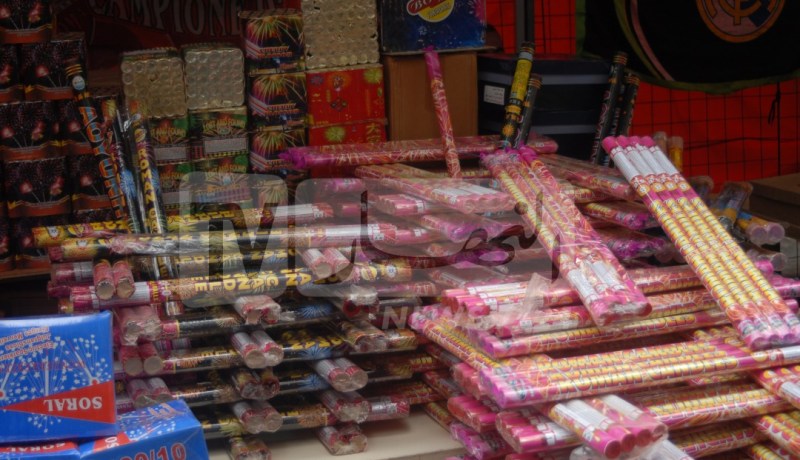 كيف اقنع ابني أن المفرقعات لا تليق في مولد خير البرية