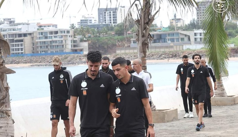 بالصور.. عناصر المنتخب الوطني يجرون جولة استرخائية قبل مواجهة السنغال