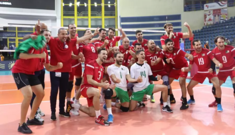 المنتخب الوطني لكرة الطائرة يتأهل لربع نهائي البطولة الإفريقية