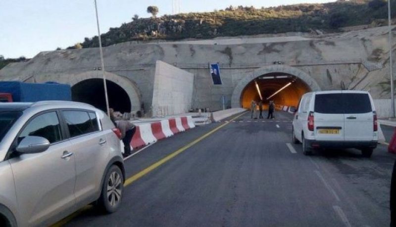الطريق السيار شرق-غرب.. استلام الأنبوب الأيسر لنفق جبل الوحش خلال 2024
