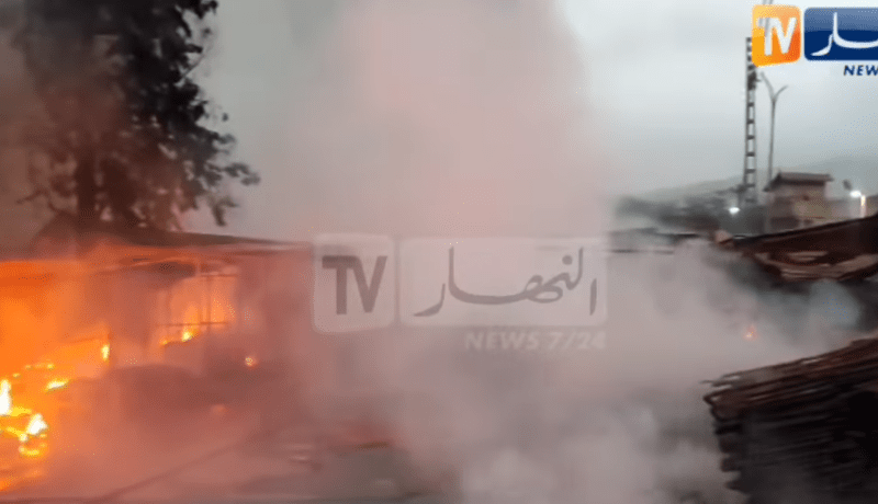الحماية المدنية بالبليدة: السيطرة على حريق سوق باب الرحبة بنسبة 60 بالمئة