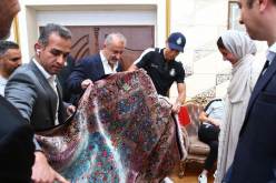 نادي إيراني يهدى رونالدو “سجادة تحمل اسمه”