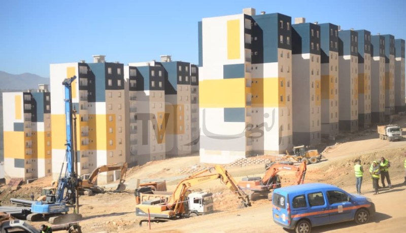 وزير الطاقة.. سونلغاز تعمل مع “عدل” لربط موقع “حوش الريح” بالكهرباء والغاز