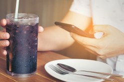 تناولت “ڤازوز” مخدر.. تلميذة تخرج مع صديقها ليلا بعد ابتزازها بالصور