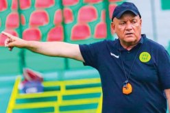 بالصور.. بوزيدي يقود تدريبات “الكناري” ويفند الإشاعات