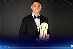 مارتينيز ينال جائزة “ياشين” لأفضل حارس لسنة 2023