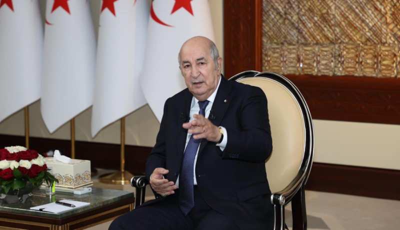 بالصور: رئيس الجمهورية يستقبل مديري ومسؤولي بعض وسائل الإعلام الوطنية