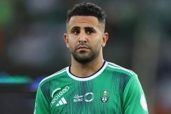 محرز يجدد دعمه للفلسطينيين :”فلسطين حرة يعني تحريرها من الإحتلال الصهيوني”