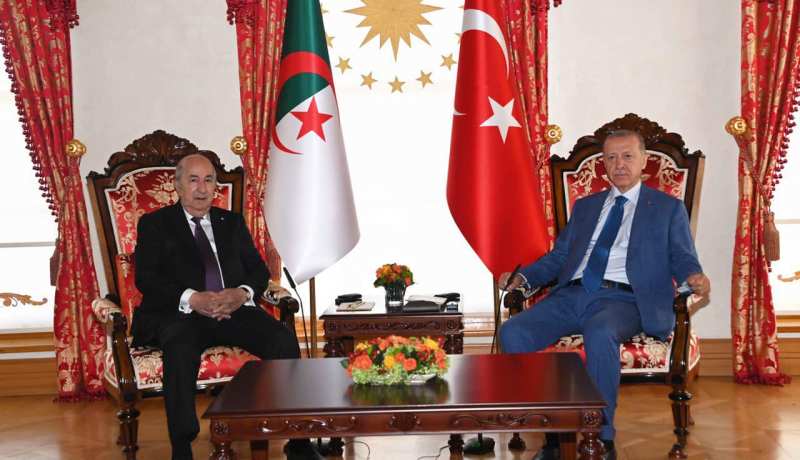 الرئيس تبون يتلقى مكالمة هاتفية من نظيره التركي أردوغان