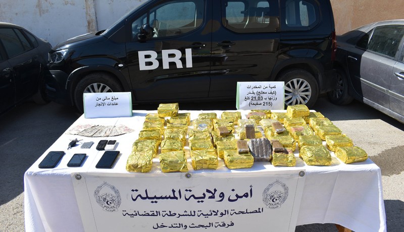 المسيلة.. حجز 21 كغ من الكيف المعالج وتوقيف 4 أشخاص