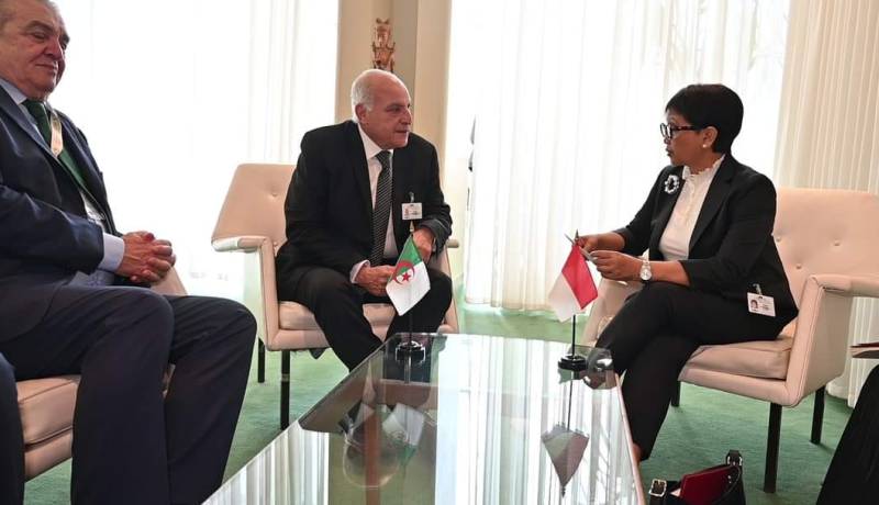 عطاف يتباحث مع نظيرته الاندونيسية بمقر الامم المتحدة