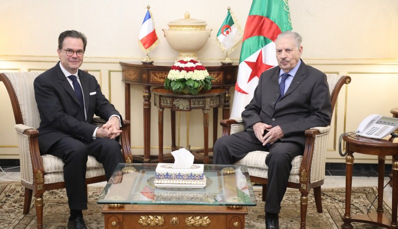 تنقل الأشخاص وقضايا الذاكرة وغزة.. محور لقاء قوجيل مع السفير الفرنسي