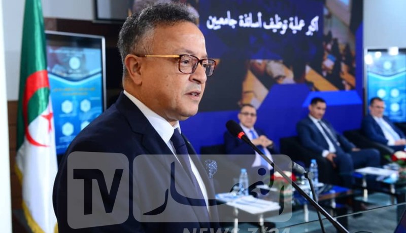 كمال بداري: نص تنظيمي جديد يضمن عملية توظيف حاملي الدكتوراه