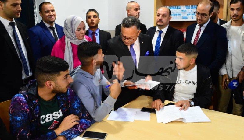 إفتتاح أول منتدى علمي في الفترة المسائية بكلية علوم الإعلام والإتصال