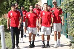 بالصور.. عناصر المنتخب الوطني يجرون جولة استرخائية بقسنطينة