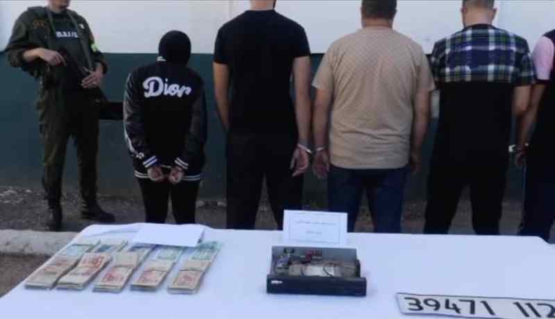 يستعملون تطبيق خاص بالسيارات.. تفكيك شبكة مختصة في سرقة المركبات بوهران